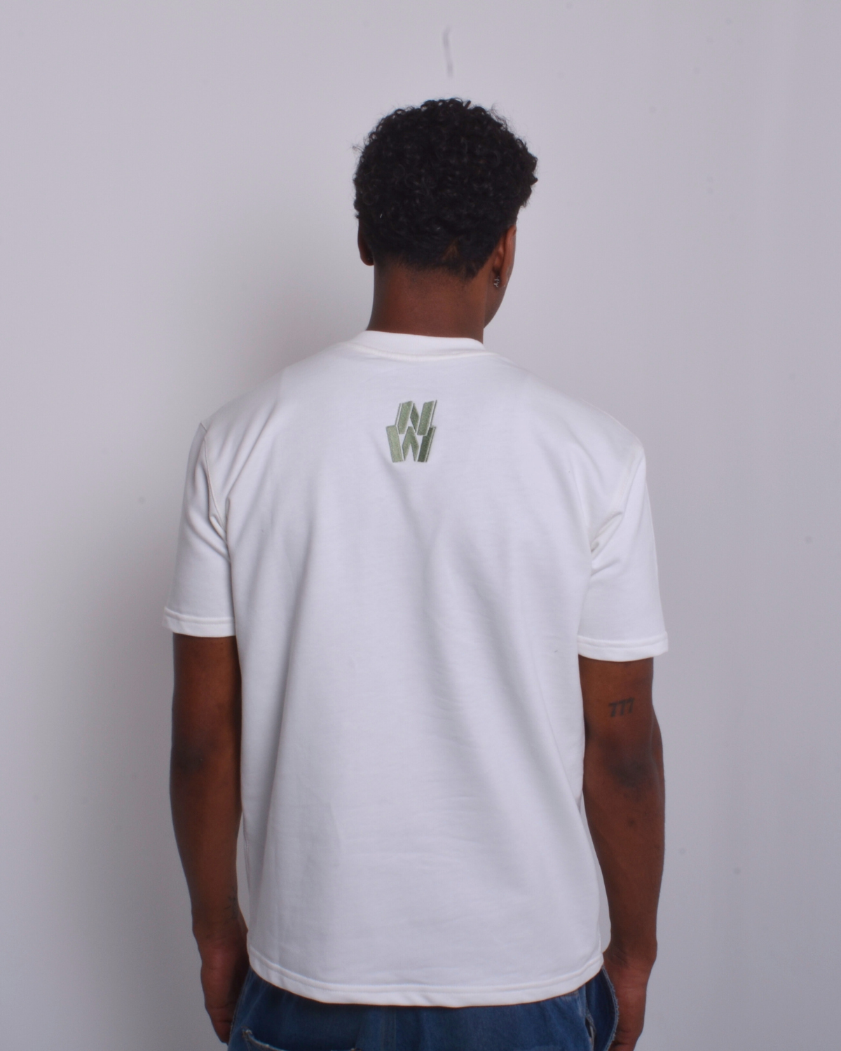 Camiseta Básica Marfil