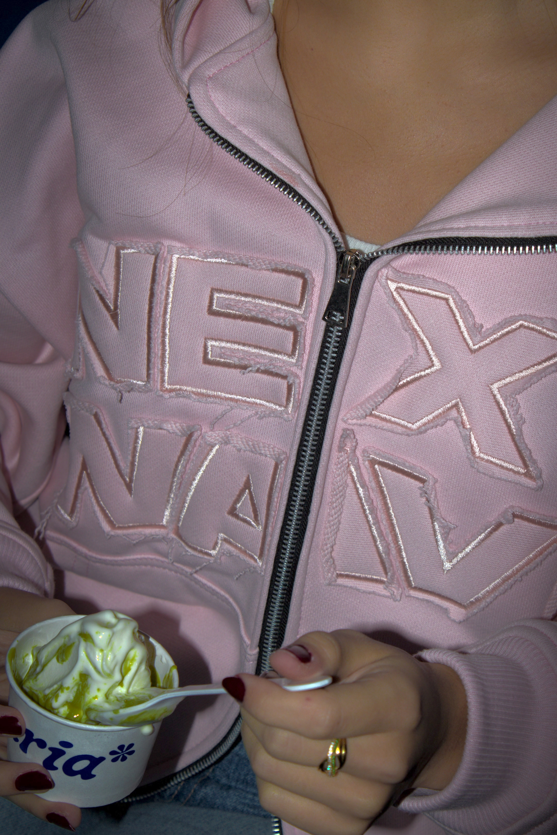 Zip Up Rosa